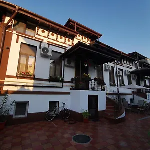 https://joe-hostel.bucharesthotelsnow.com