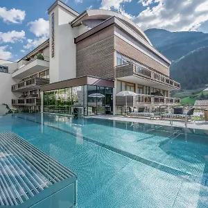 ***** Hotel Bergland Design- Und Wellnesshotel Oostenrijk
