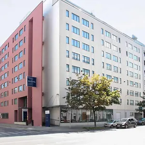 Novotel Donau Hotell