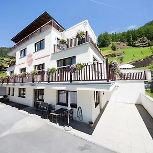 Apartment Haus Pia
